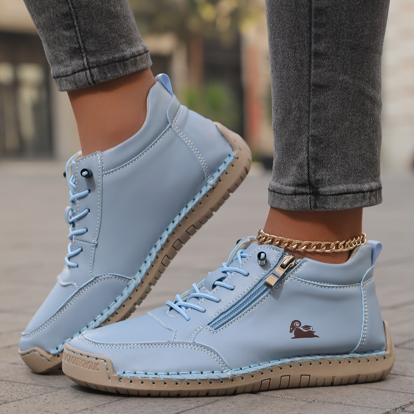Damsneakers Med Bred Framfotsstödjande Sula