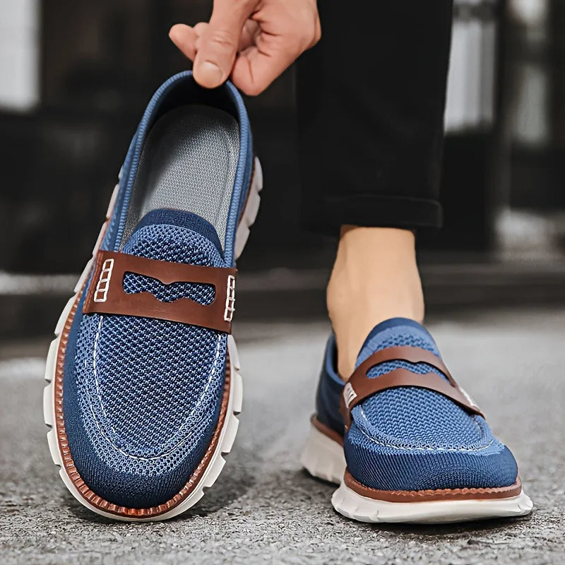 Herr Stickade Loafers med Remdetalj och Kontrasterande Yttersula