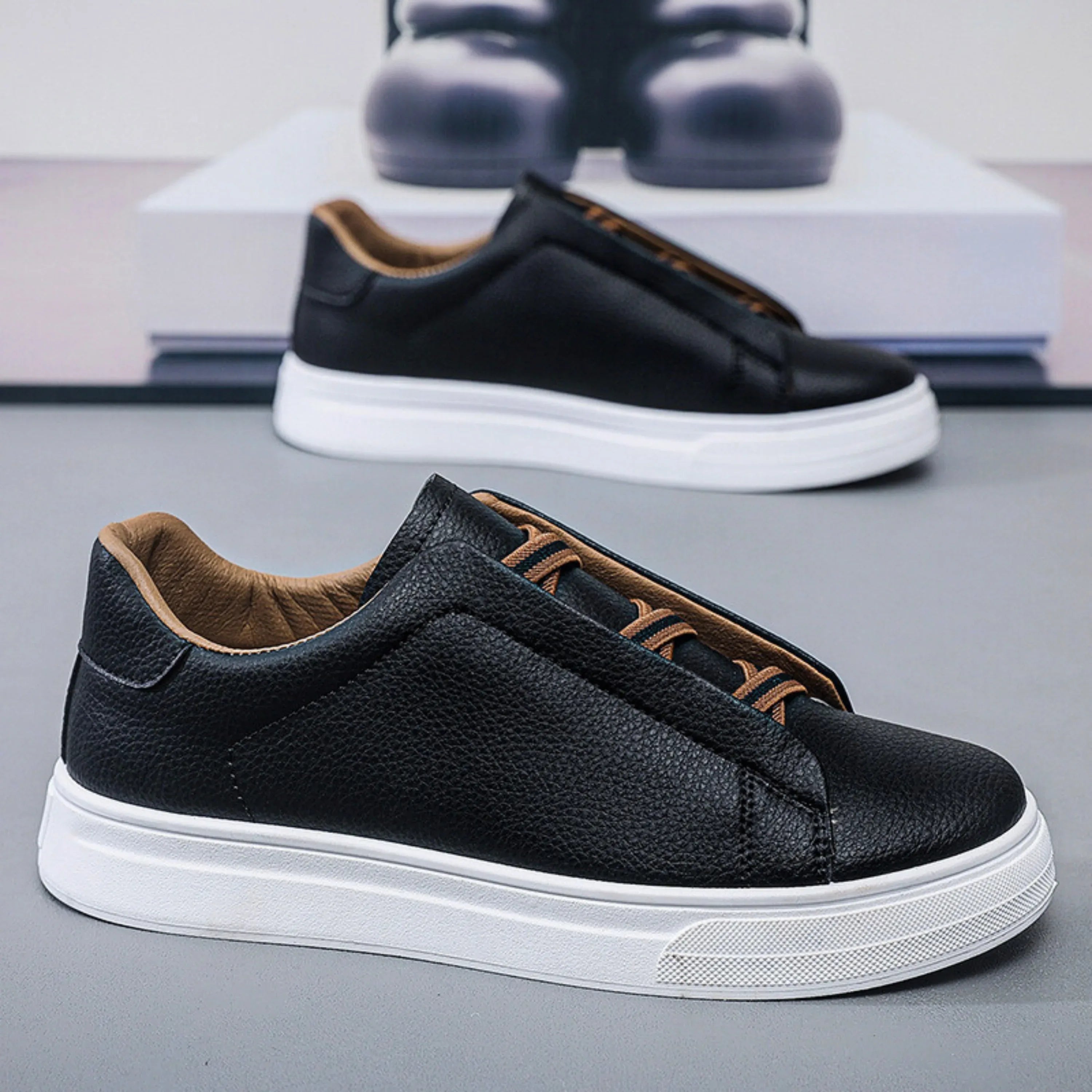 Herrsneakers Slip-On Spetsdetalj Slitstark Ovandel