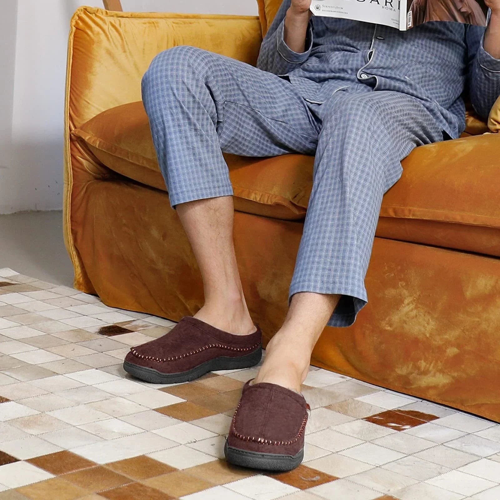 Herrloafers Med Slip-On-Detaljer, Bred Tå, Halkfri Plysch