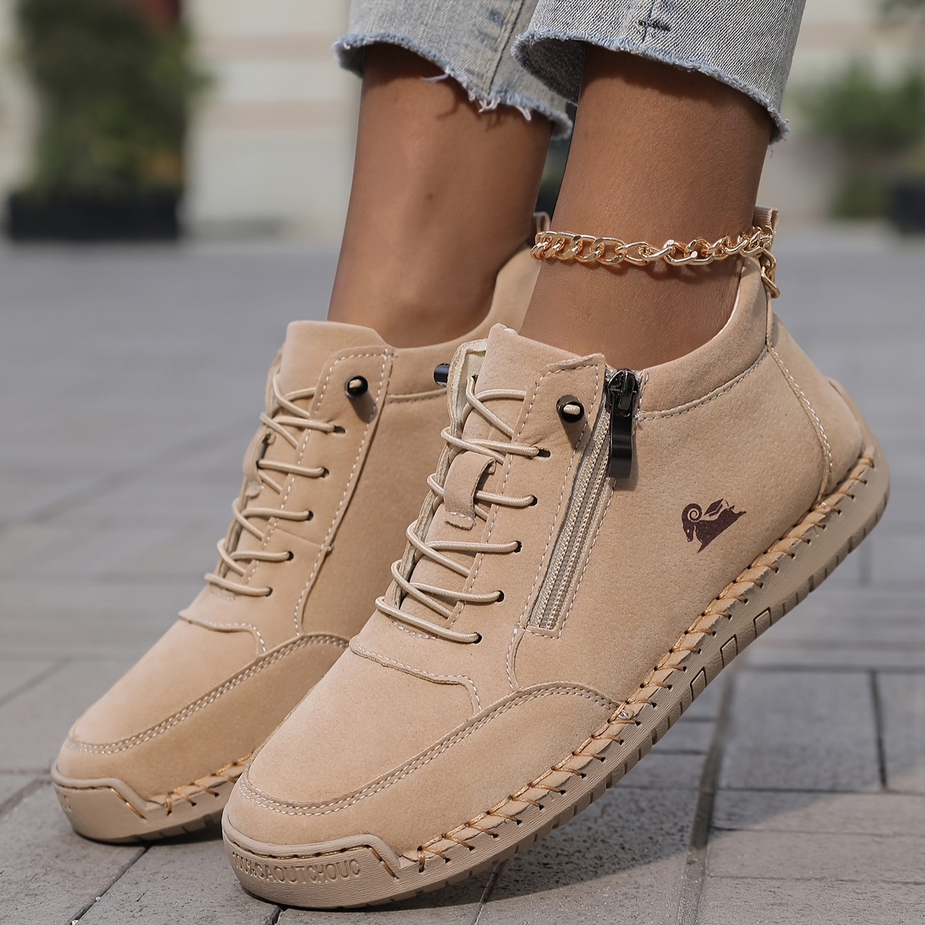 Damsneakers Med Bred Framfotsstödjande Sula