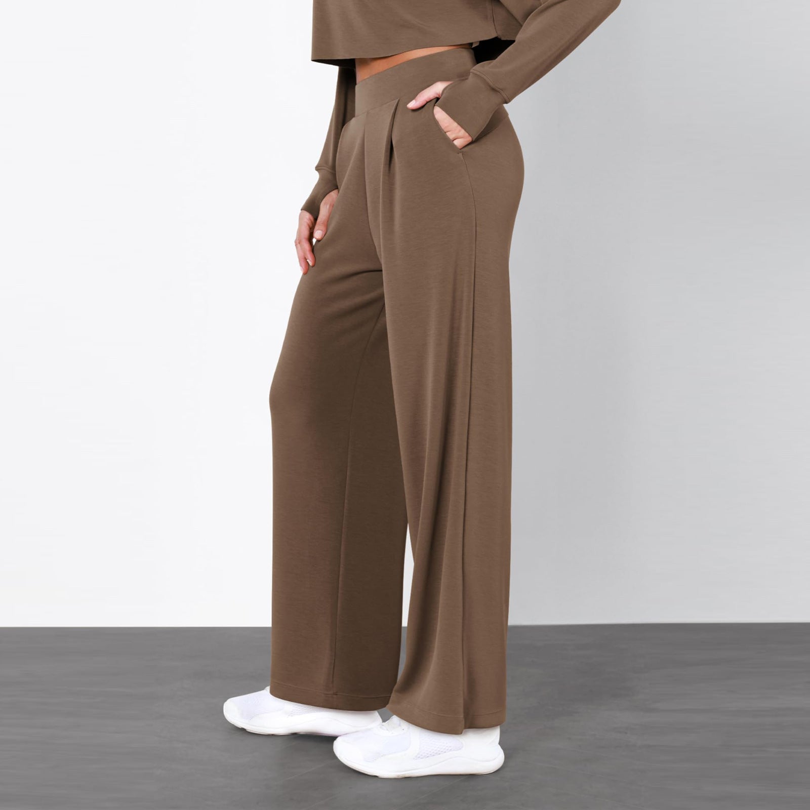 Dambyxor Med Hög Midja Och Raka Ben Och Nedsänkt Falldesign