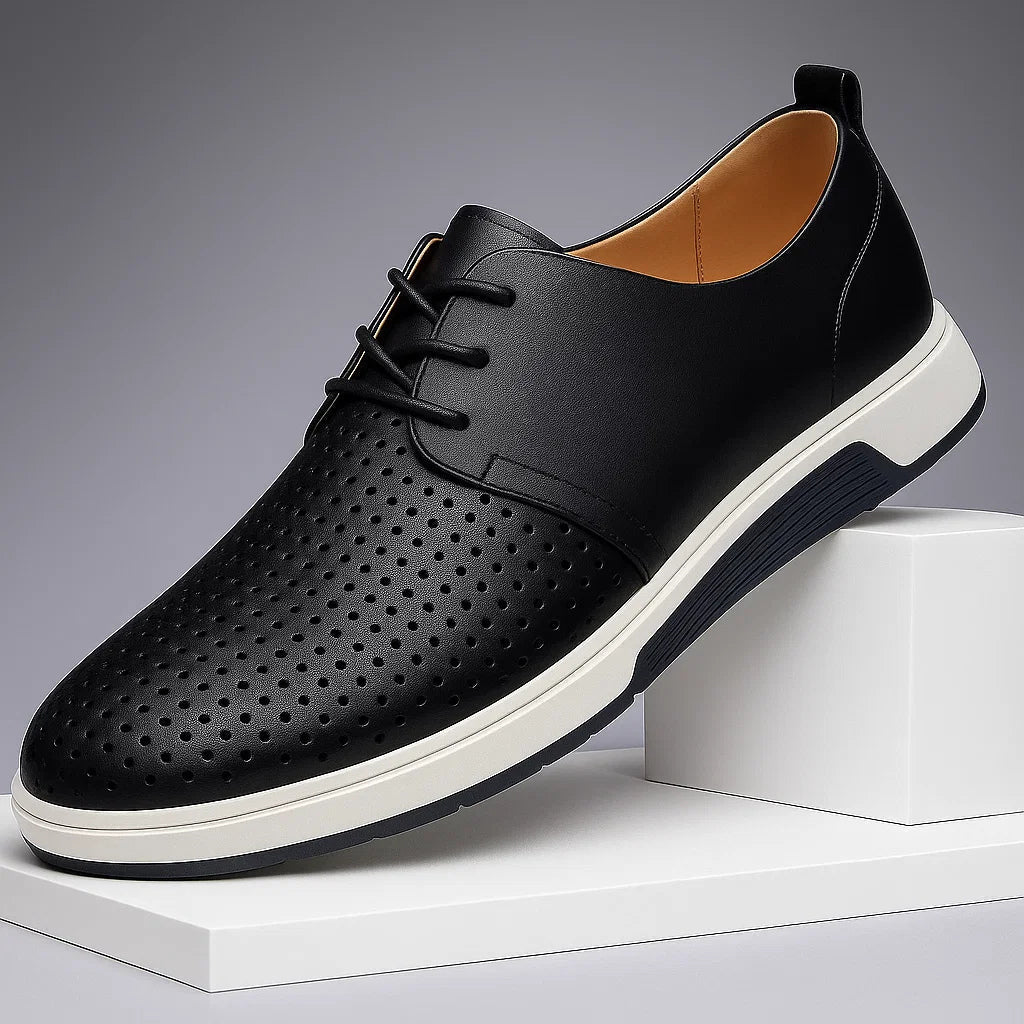 Herrloafers Slip-On-Design Med Ventilerad Ovandel Och Greppvänlig Sula