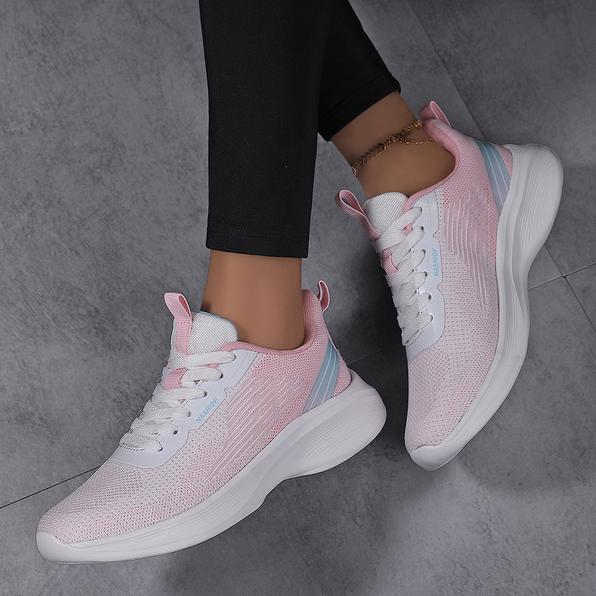 Lätta Flyknit-Sneakers Med Snörning För Kvinnor