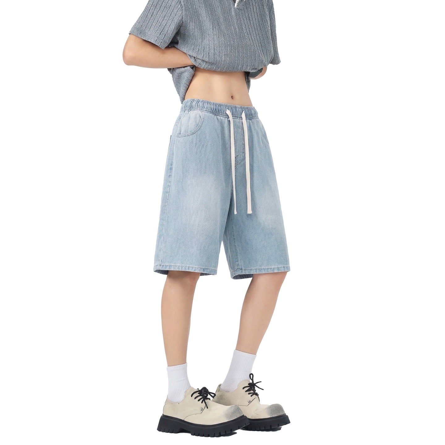 Herrjeanshorts med stretchig midja, raka ben, kort passform