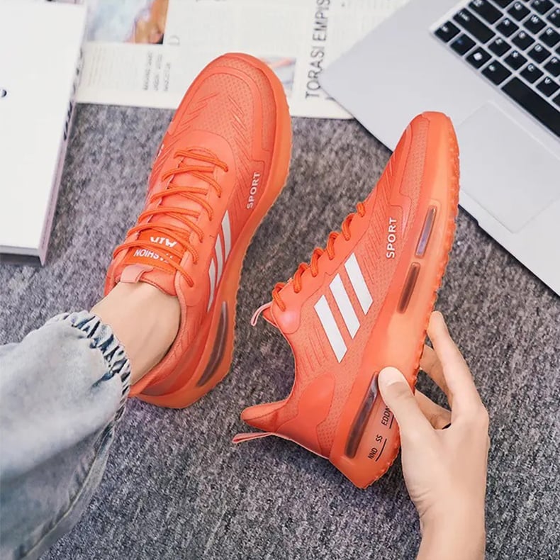 Herrsportsneakers Med Snörning, Luftkudde Och Rund Tå