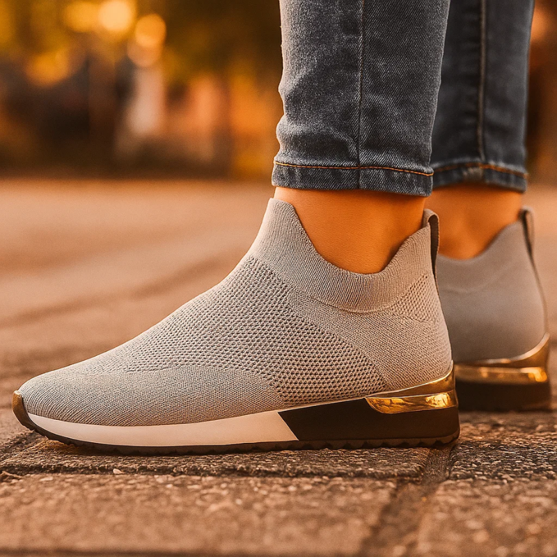 Slip-On Sneakers för Dam med Andningsbart Mesh och Metallisk Häl