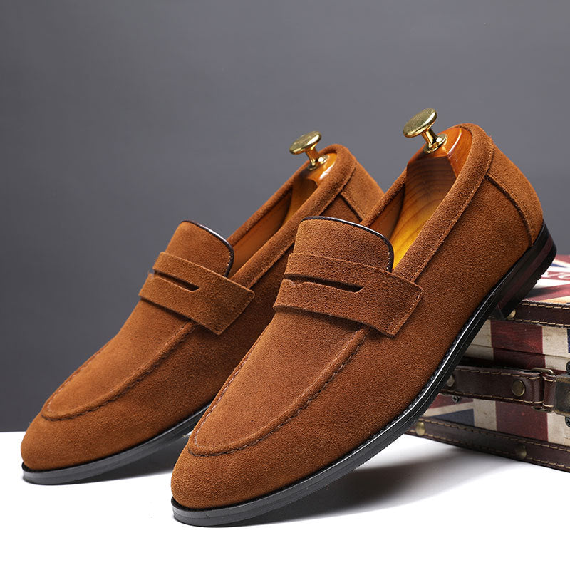 Herr Slip-On Loafers Med Grunt Mun Och Platt Klack