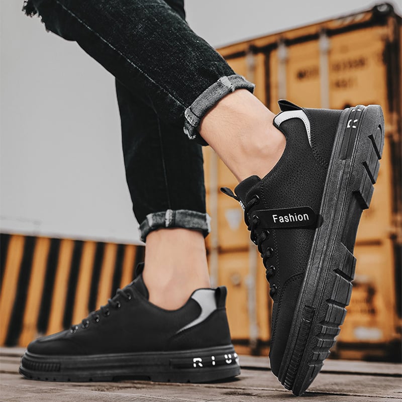 Herrsneakers Med Snörning, Låga, Rund Tå Och Platt Sula