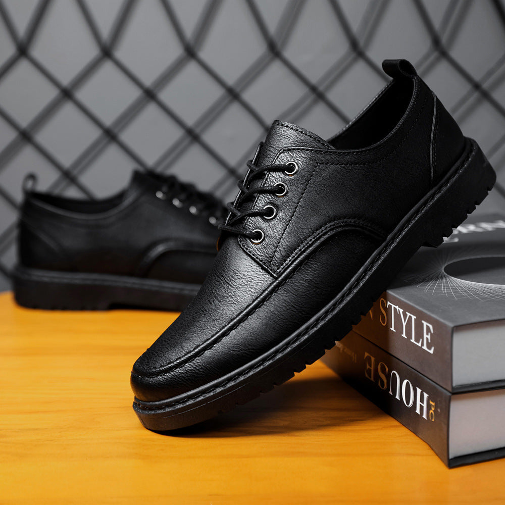 Herrskor I Pu-Läder Med Snörning Och Brogues Med Gummisula