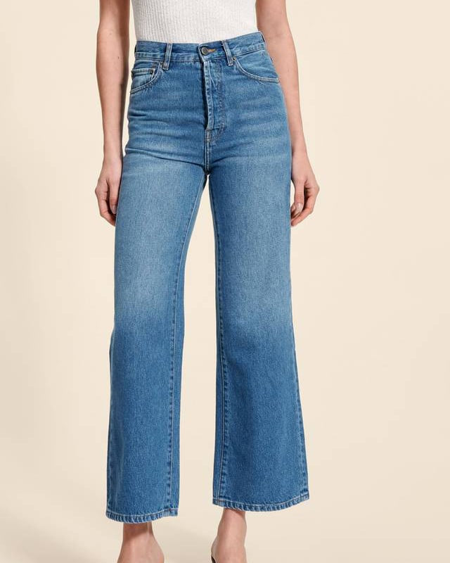 Dam Vårjeans Med Hög Midja Och Raka Ben I Retrostil