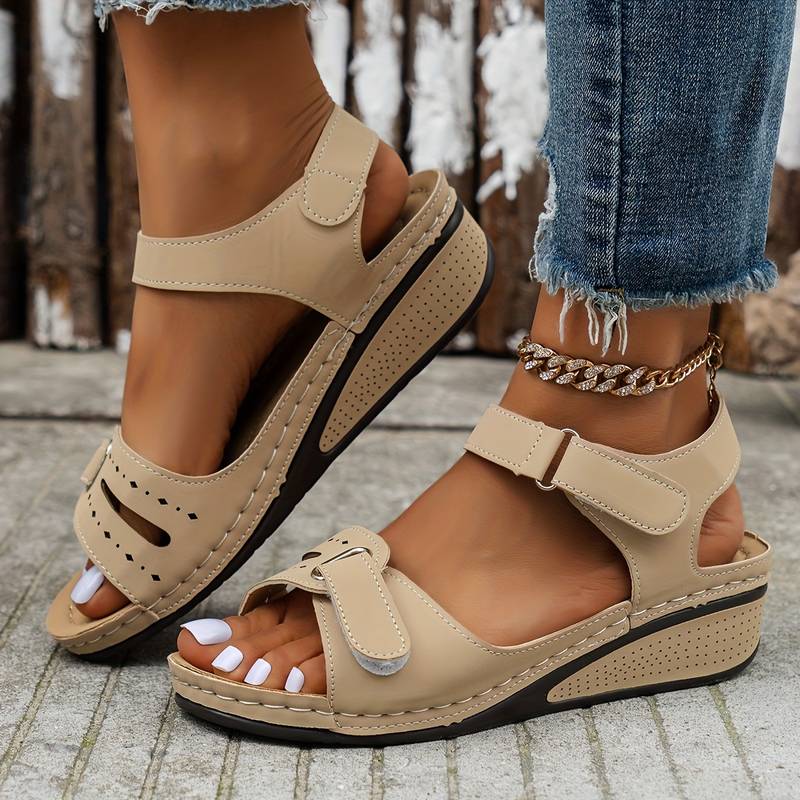 Slip-In Sandaler för Kvinnor med Fotvalvsstöd och Andningsbar Sula