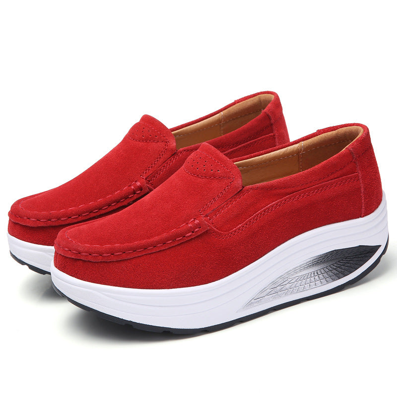 Damskor Med Plattformsspänne Och Slip-On-Motiv