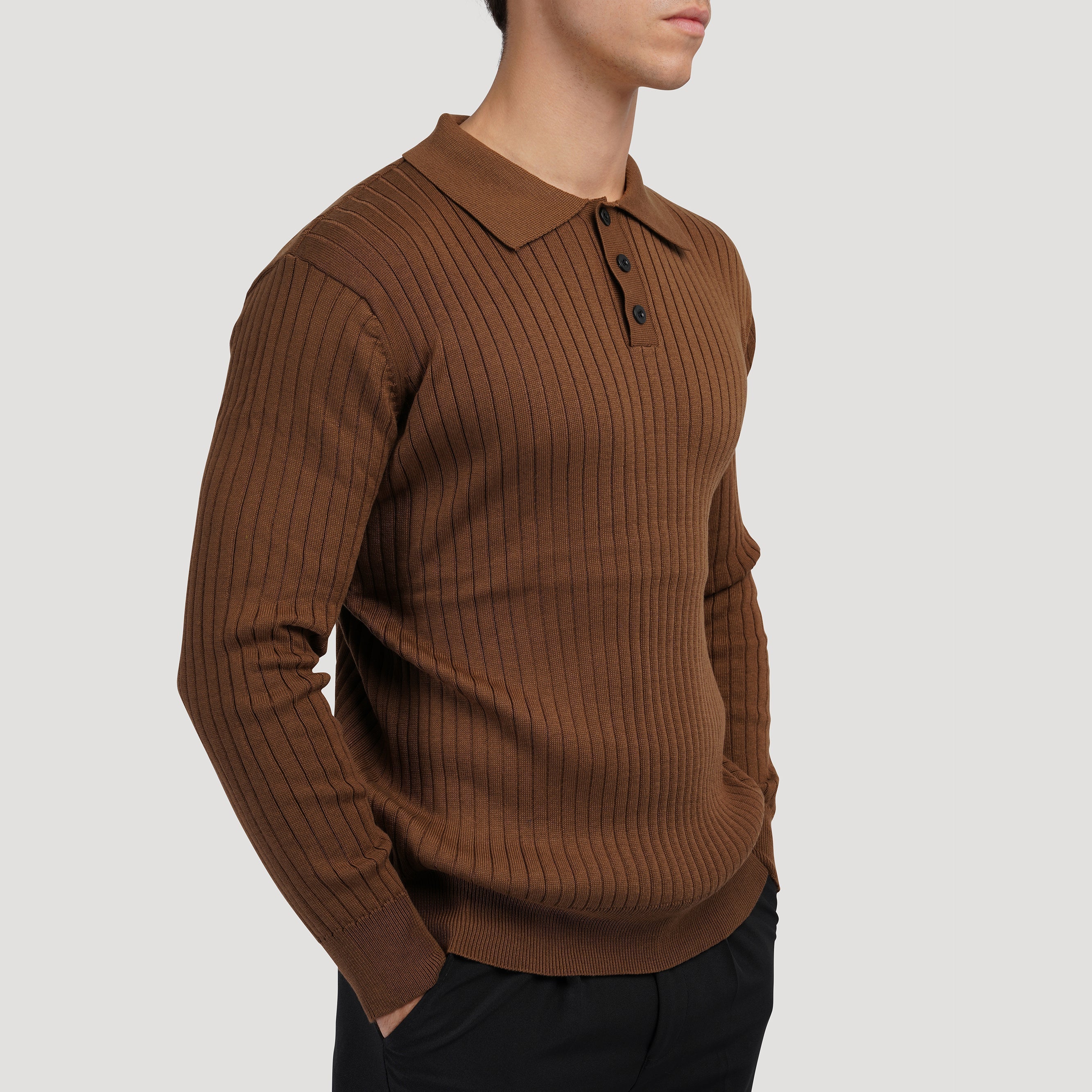 Herr Långärmad Pikétröja Med Knappkrage Och Vertikal Ribbad Design