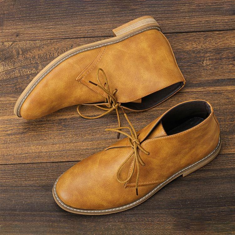 Chukka Boots för Herr med Handsydd Ovandel, Vadderad Innersula och Gummiyttersula