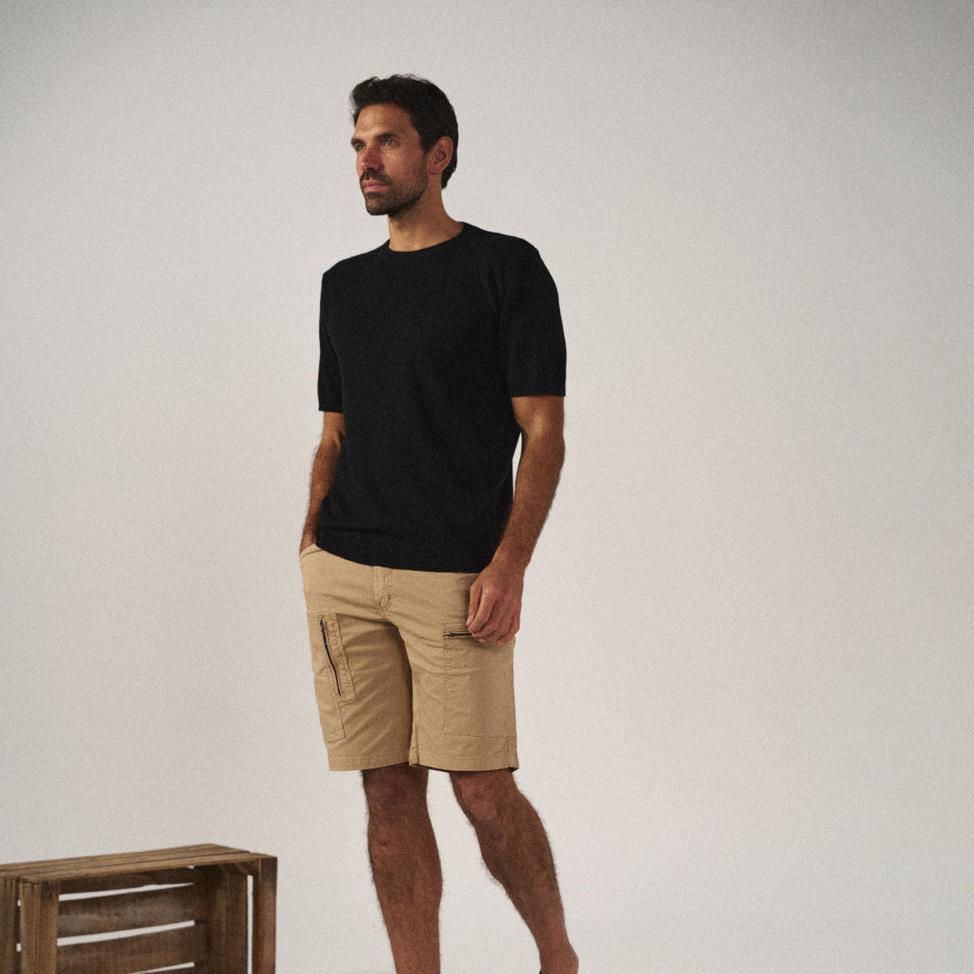 Herrcargo-shorts i skräddarsydd passform med blixtlåsförsedda verktygsfickor