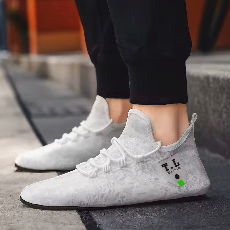 Herrslip-on loafers med fotledsstöd och texturerad sula