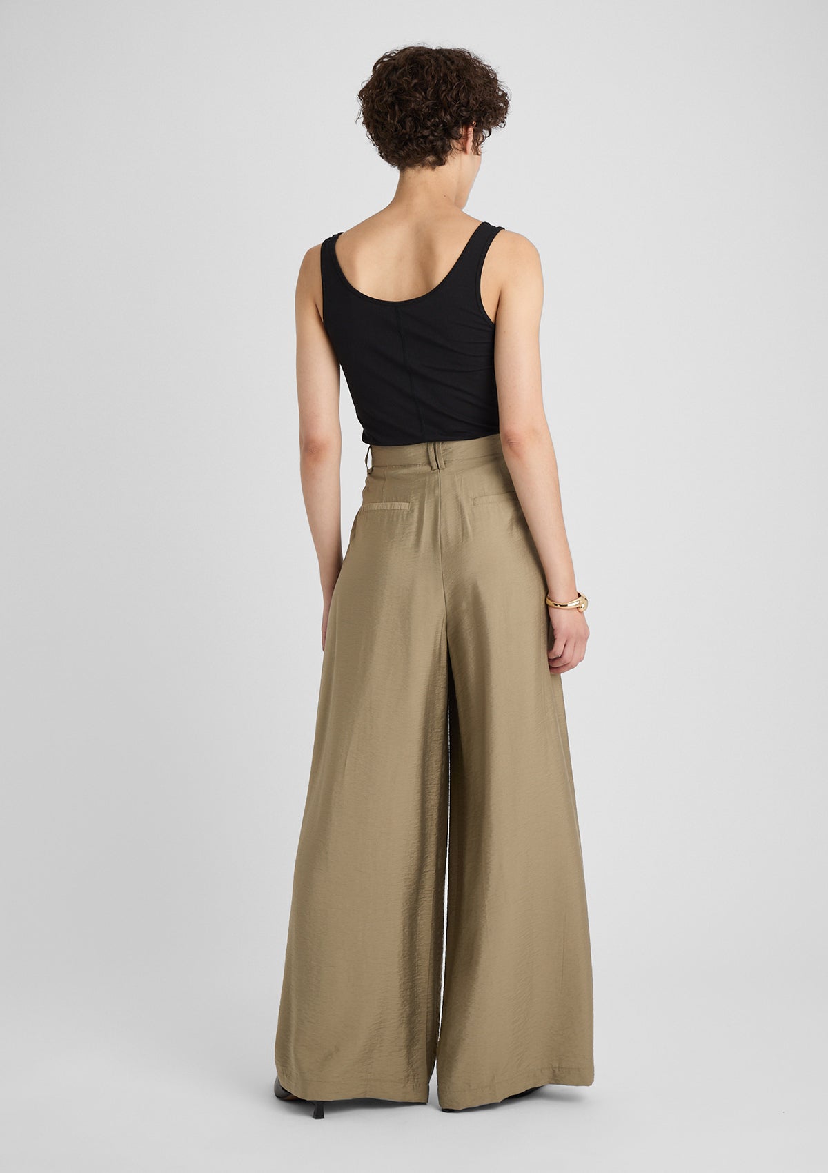 Dambyxor Med Vida Ben, Hög Midja, Enfärgade Och Sidofickor