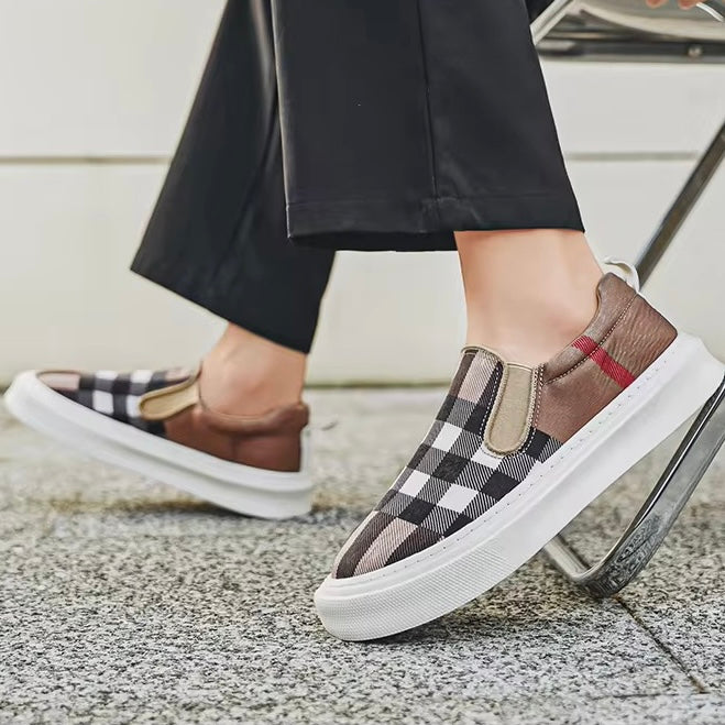 Slip-On Sneakers för Herr med Rutmönster och Vadderad Sula