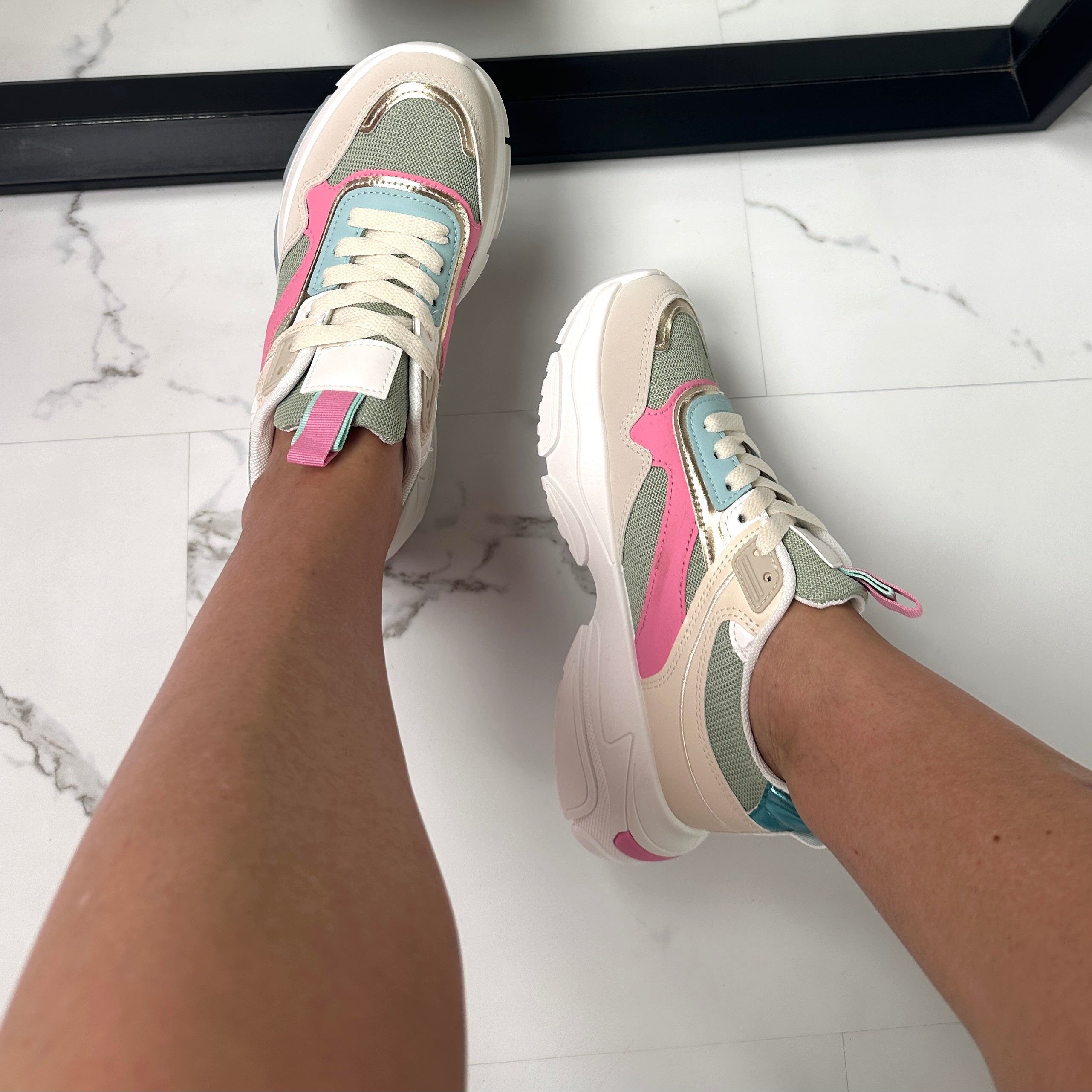 Damsneakers Med Uttagbar Innersula