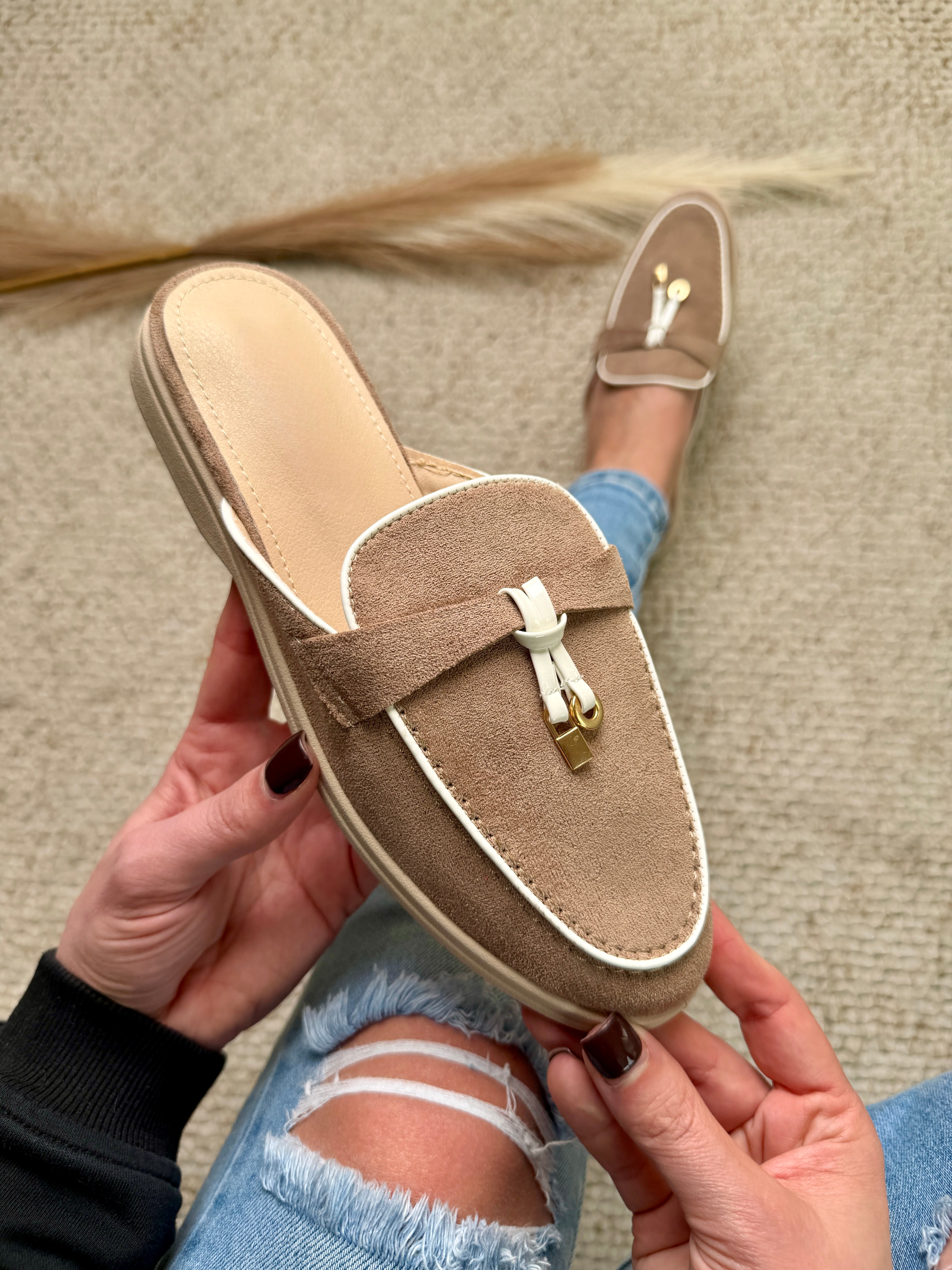 Dam Slip-On Mules Mocka Look Öppen Klack Loafer