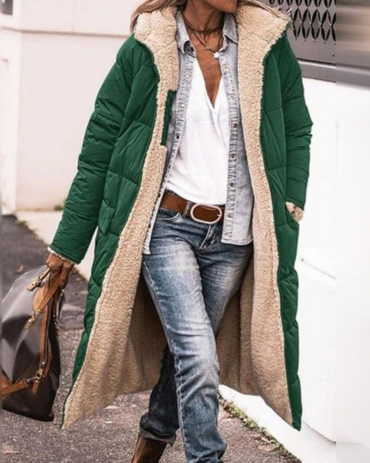 Vinterkappa För Dam Med Lång Längd Och Isolerat Foder