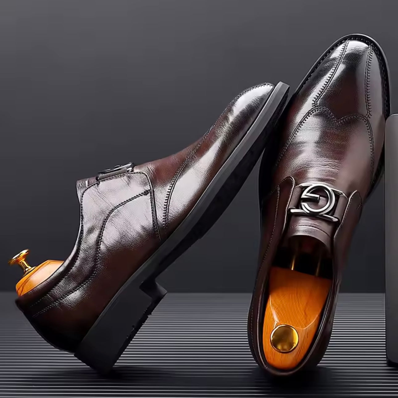 Dressade Monk Strap-Skor för Herr med Spänne och Vadderad Sula