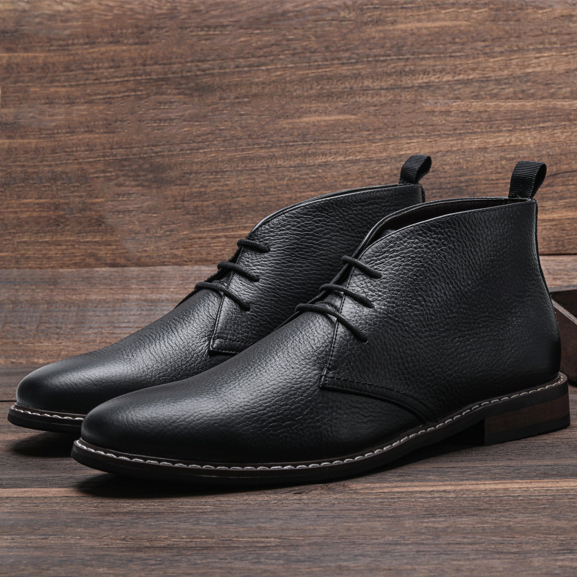 Chukka Boots för Herr med Handsydd Ovandel, Vadderad Innersula och Gummiyttersula