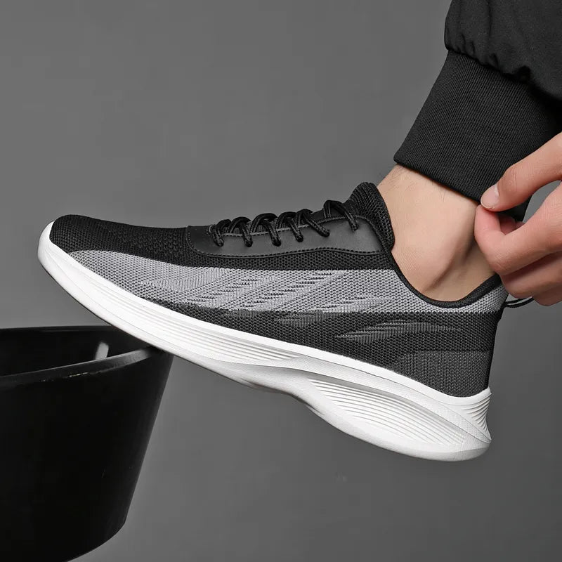 Herrsneakers med hålfotsstöd och ovandel i mesh – Lättviktsdesign