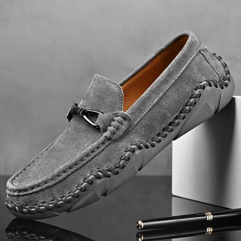 Loafers För Herr Med Slip-On, Borstad Överdel Och Handsydd Söm
