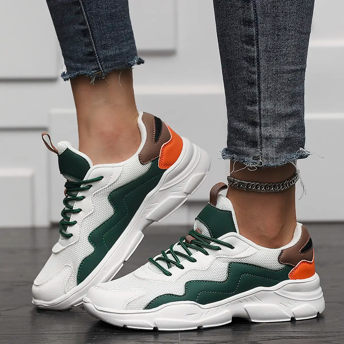 Kvinnor Retro Sneakers Med Lager-På-Lager Mesh Och Dämpad Sula