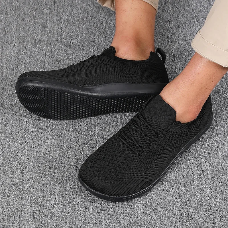 Herrsneakers Med Andningsbar Mesh, Bred Tå, Vadderad Innersula