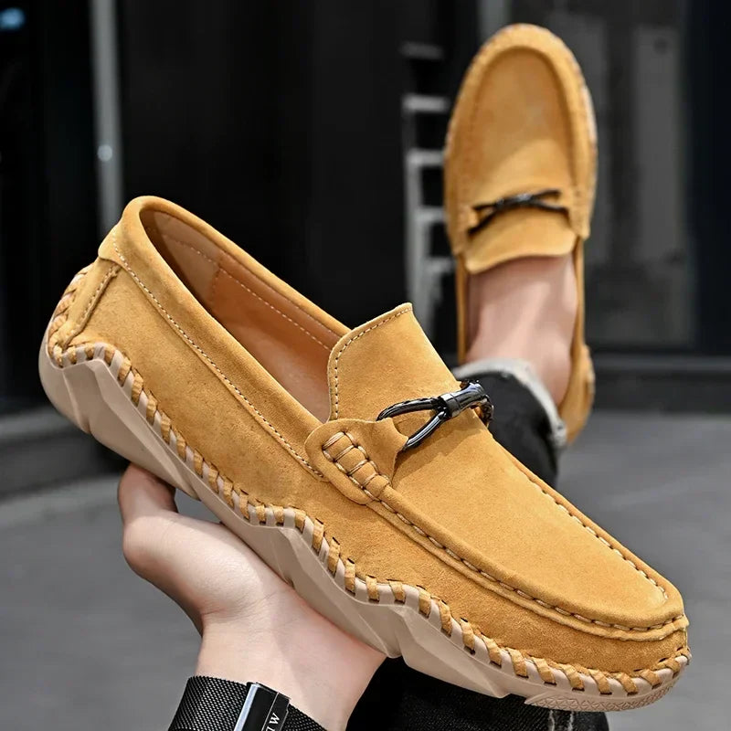 Loafers För Herr Med Slip-On, Borstad Överdel Och Handsydd Söm
