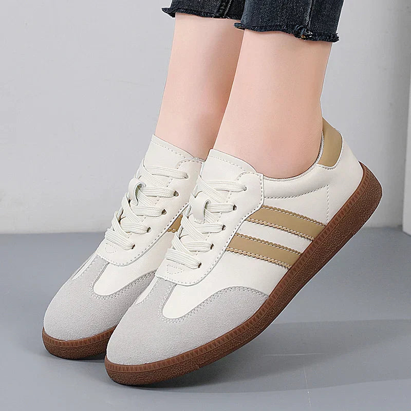 Låga Sneakers För Kvinnor Med Vadderade Innersulor Och Vadderad Klack