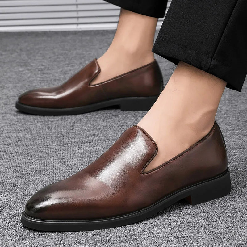 Herrloafers I Konstläder Med Vadderad Innersula Och Slätt Foder