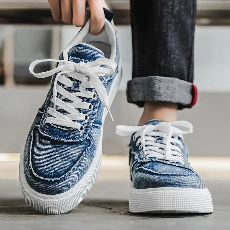 Herr Low Top Sneakers med Tvättad Yta och Snörstängning