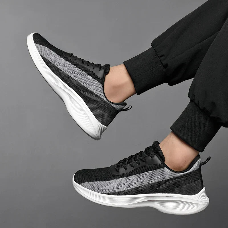 Herrsneakers med hålfotsstöd och ovandel i mesh – Lättviktsdesign