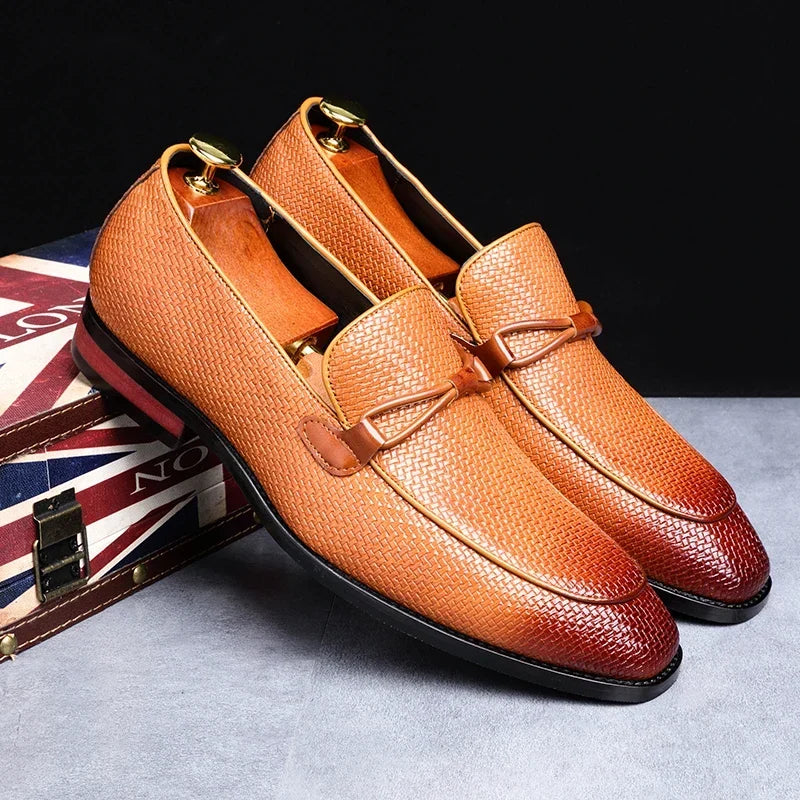 Herrloafers I Läder Med Spetsdetaljer I Oxford-Modell