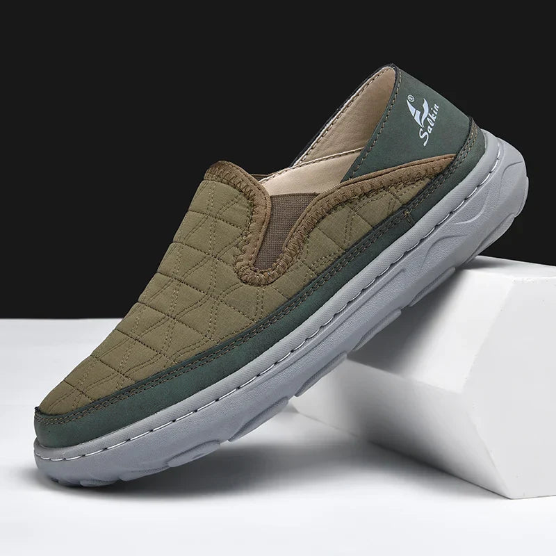 Herr Slip-On Loafers Quiltad Ovandel Elastiska Paneler Flexibel Sula
