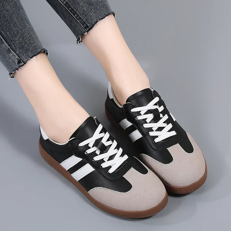 Låga Sneakers För Kvinnor Med Vadderade Innersulor Och Vadderad Klack