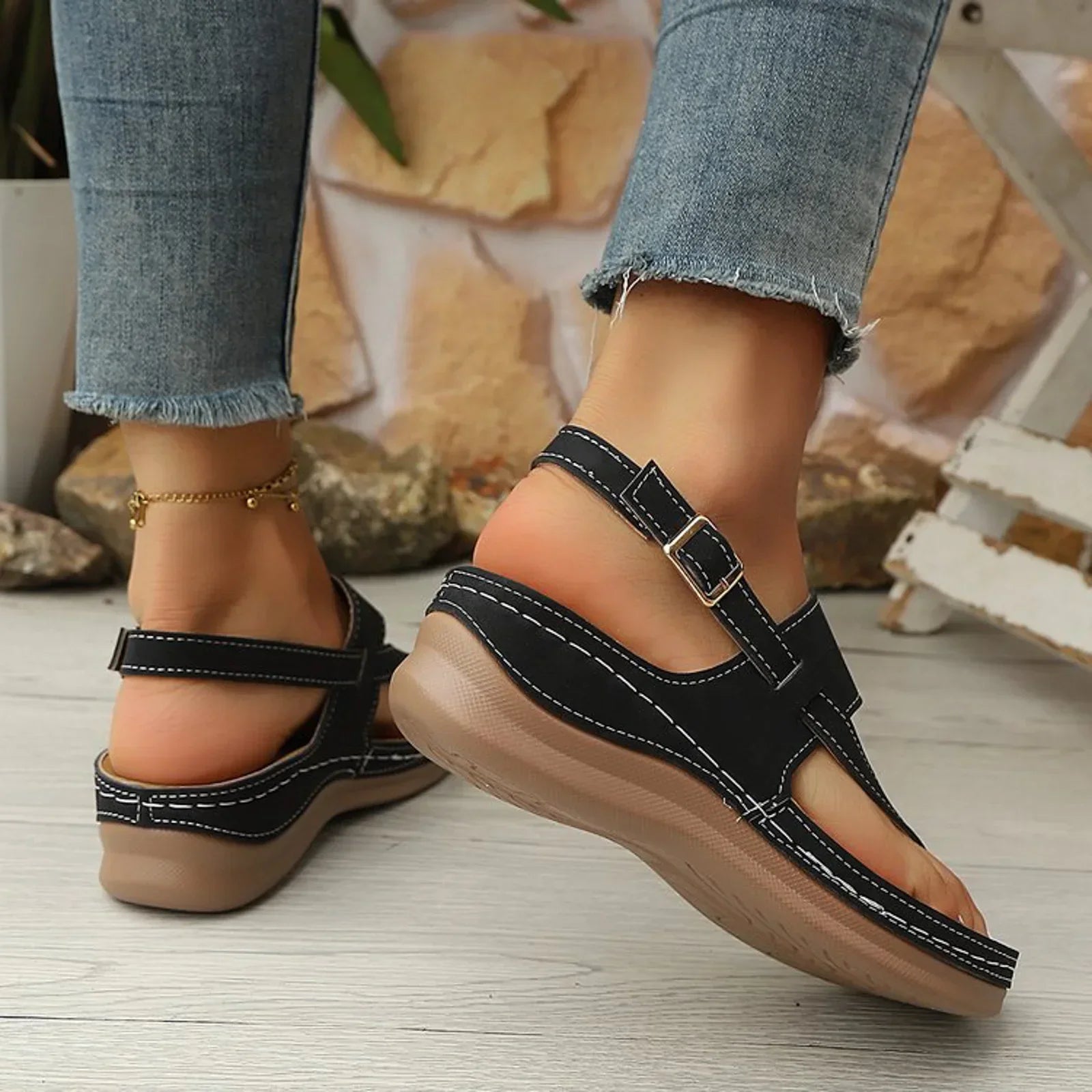 Dam Sommarplattformsandaler Breda Remmar Tjocka Sulor Slip On
