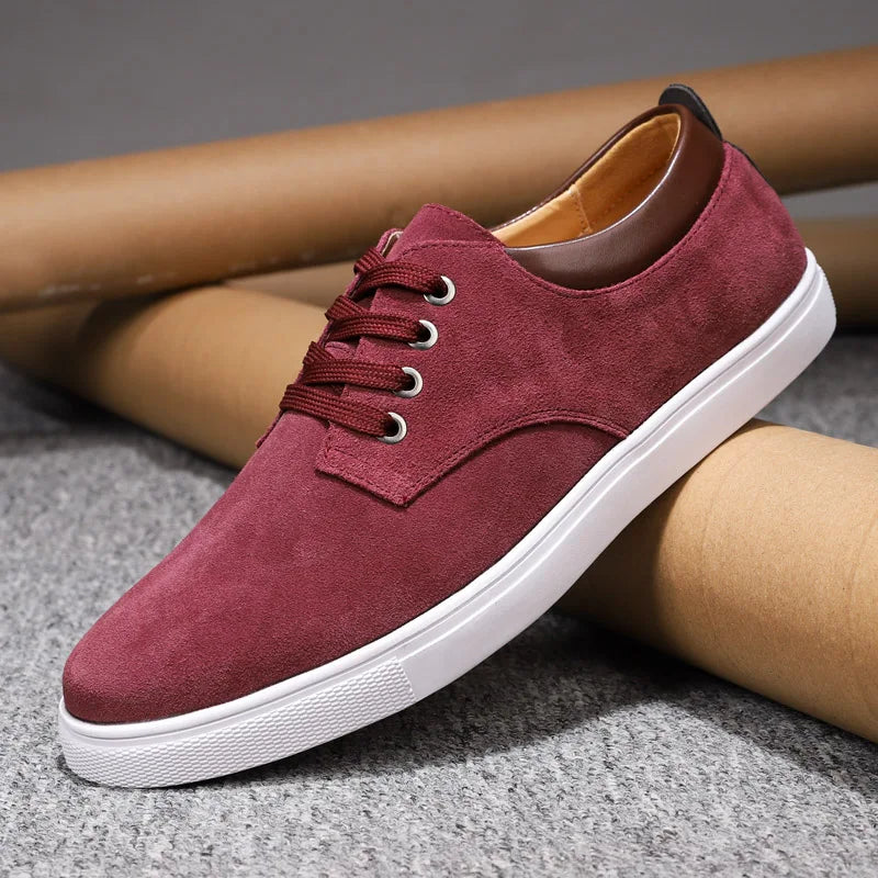 Herrsneakers I Mocka Med Snörning Och Läderfoder