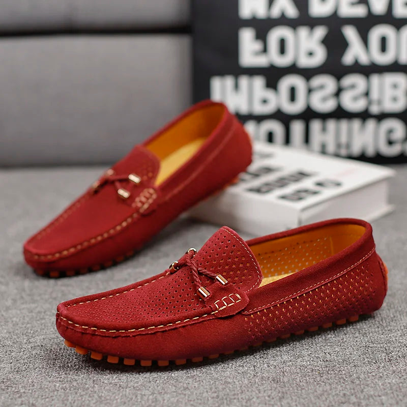 Herrloafers Med Perforerad Läderlook, Slip-on Och Vadderad Innersula