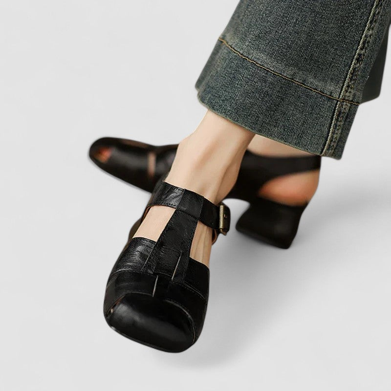 Damskor med slip-on-mönster och dämpat stöd för hålfoten