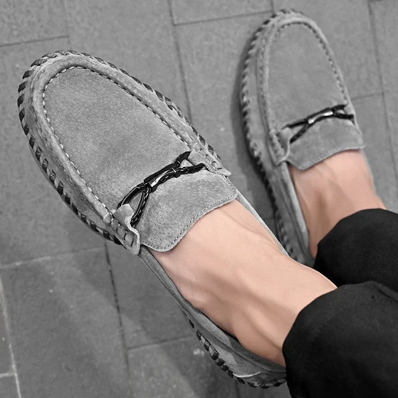 Loafers För Herr Med Slip-On, Borstad Överdel Och Handsydd Söm