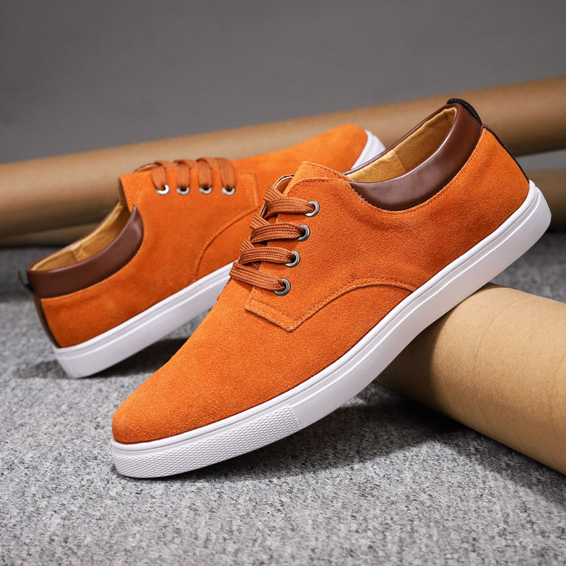 Herrsneakers I Mocka Med Snörning Och Läderfoder