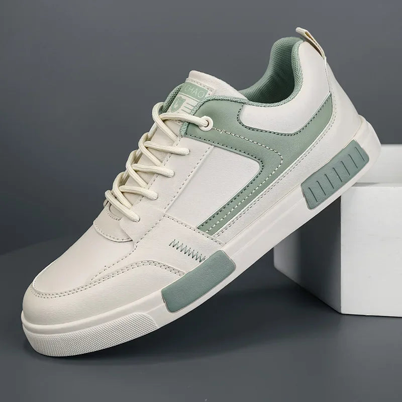Herrsneakers Med Tvåfärgade Paneler Och Upphöjd Sula