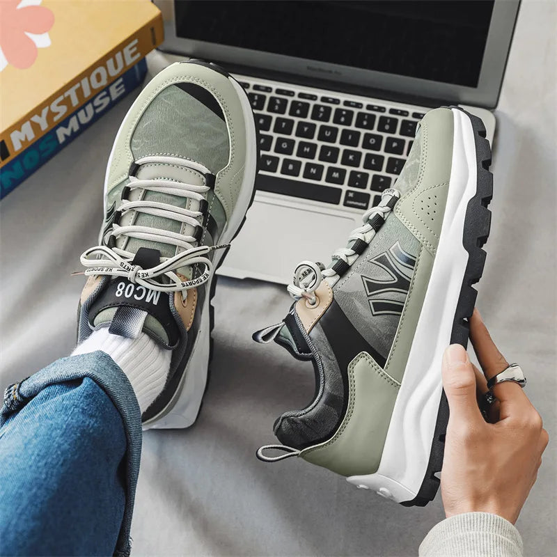 Herr Sneakers med Vadderad Innersula och Hållbar Yttersula