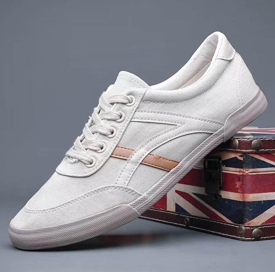 Herrar Låga Sneakers med Andningsbar Ovandel och Greppande Sula