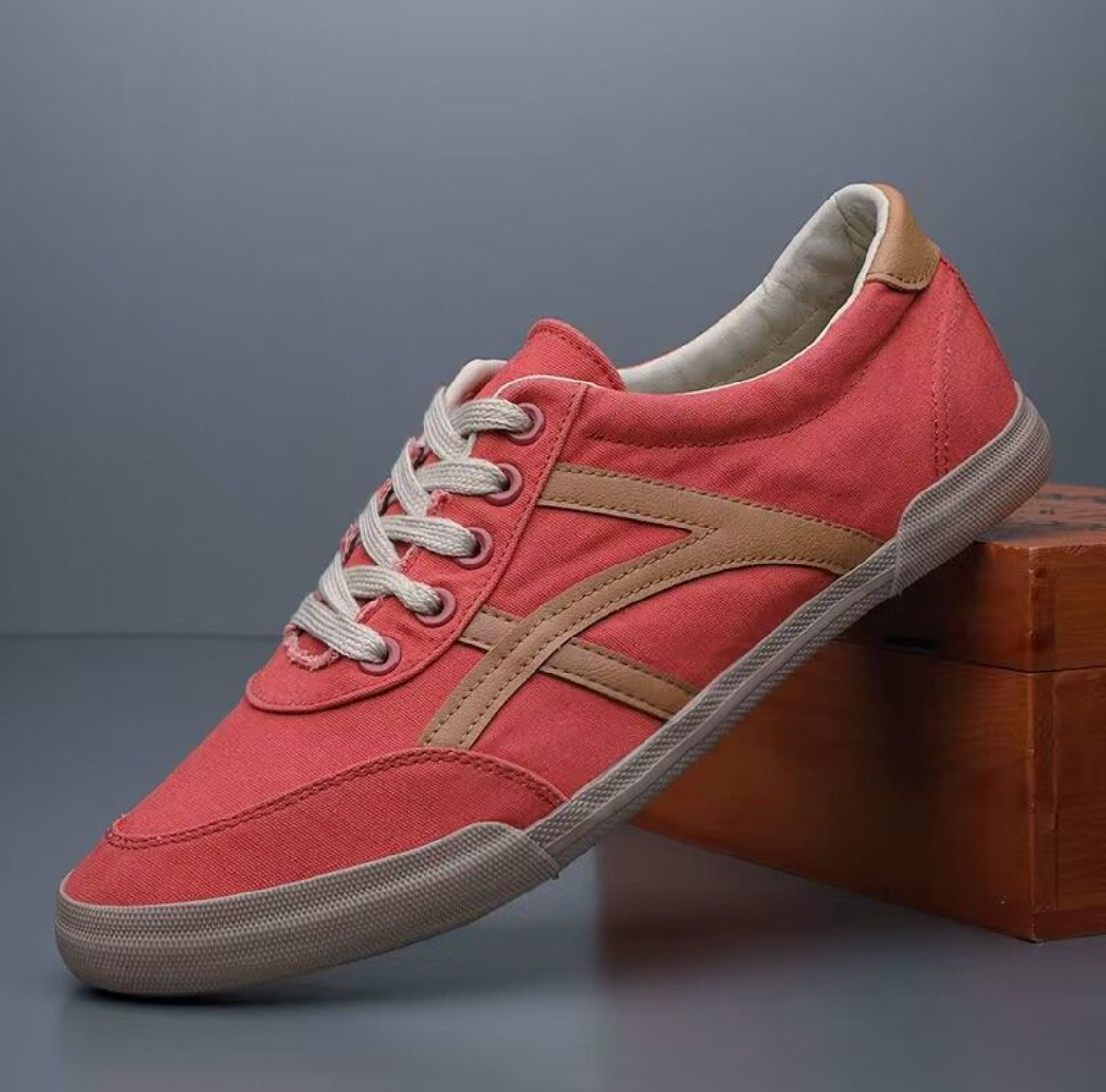 Herrar Låga Sneakers med Andningsbar Ovandel och Greppande Sula